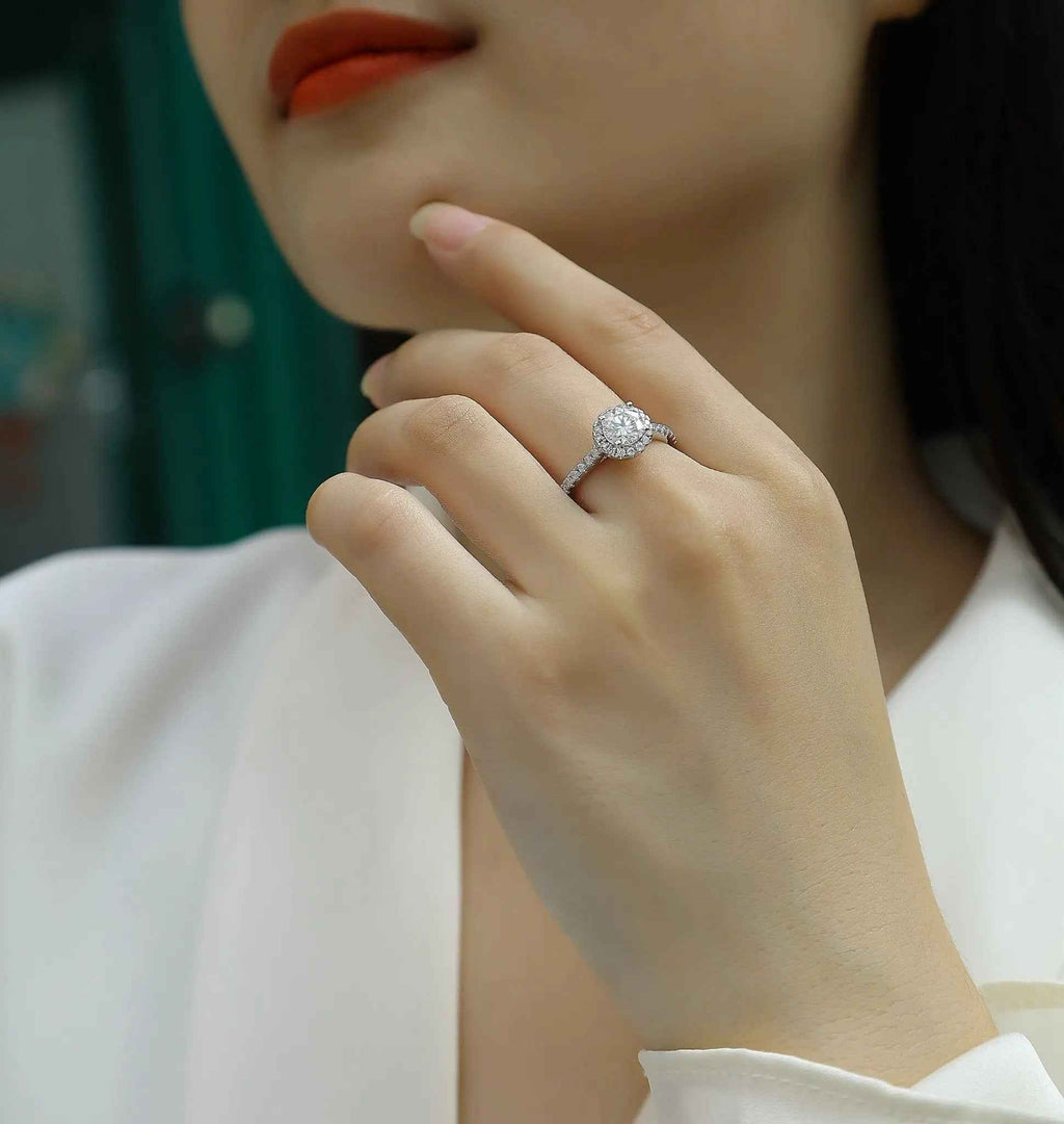 Elegance Pure: 1 Carat Moissanite Platinum Plated Ring - Mohamed jewelry My Store