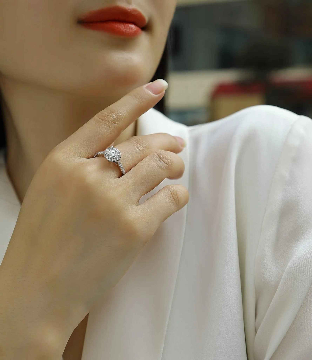 Elegance Pure: 1 Carat Moissanite Platinum Plated Ring - Mohamed jewelry My Store
