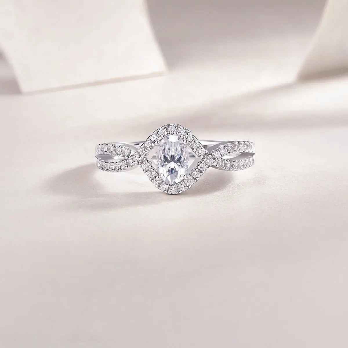Elegant Moissanite Egg-Shaped Platinum-Plated Silver Ring - Mohamed jewelry My Store