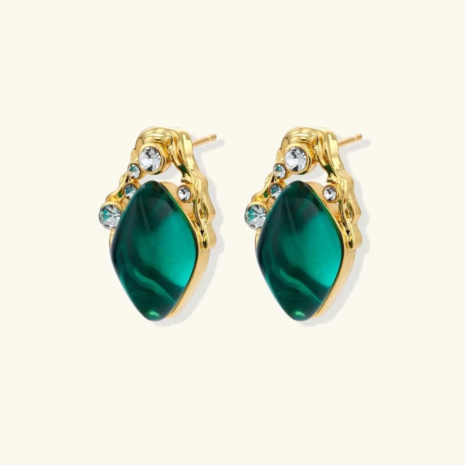 Emerald Mystique Studs - Mohamed jewelry My Store