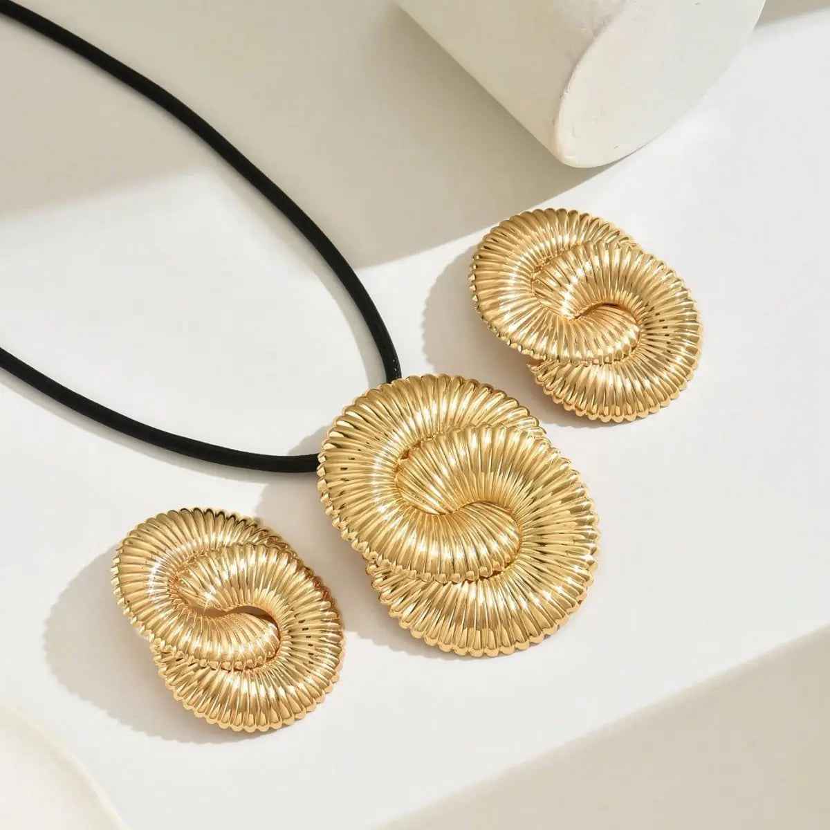 Glamorous Golden Spiral Jewelry Set  - A Statement Of Elegance - Mohamed jewelry My Store