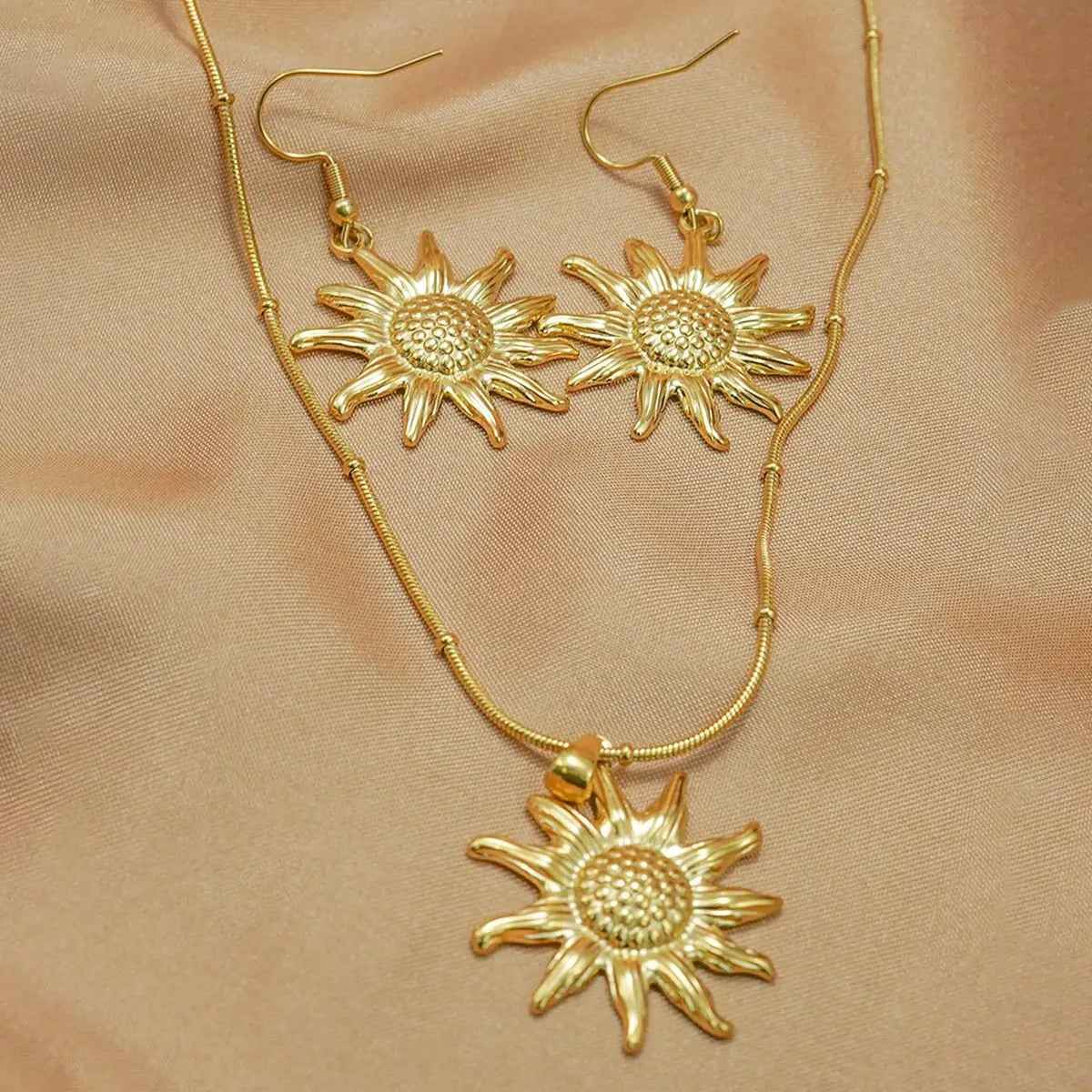 Lxalry 18K Gold Plated Stainless Steel Sun Pendant Necklace And Earrings Set For Women - Mohamed jewelry My Store