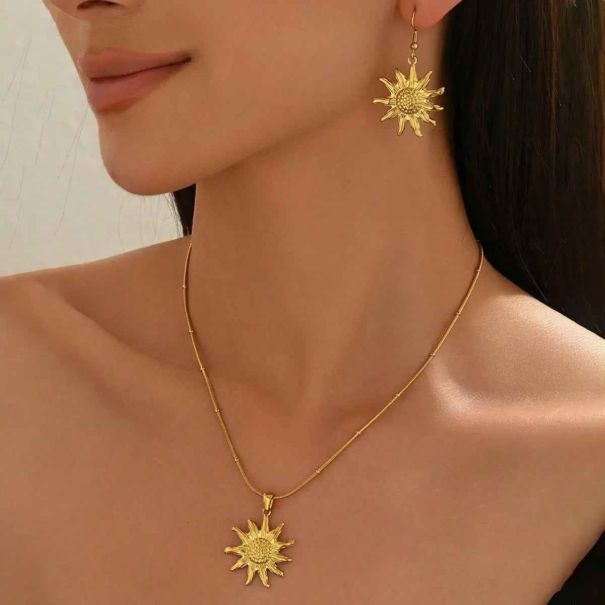 Lxalry 18K Gold Plated Stainless Steel Sun Pendant Necklace And Earrings Set For Women - Mohamed jewelry My Store
