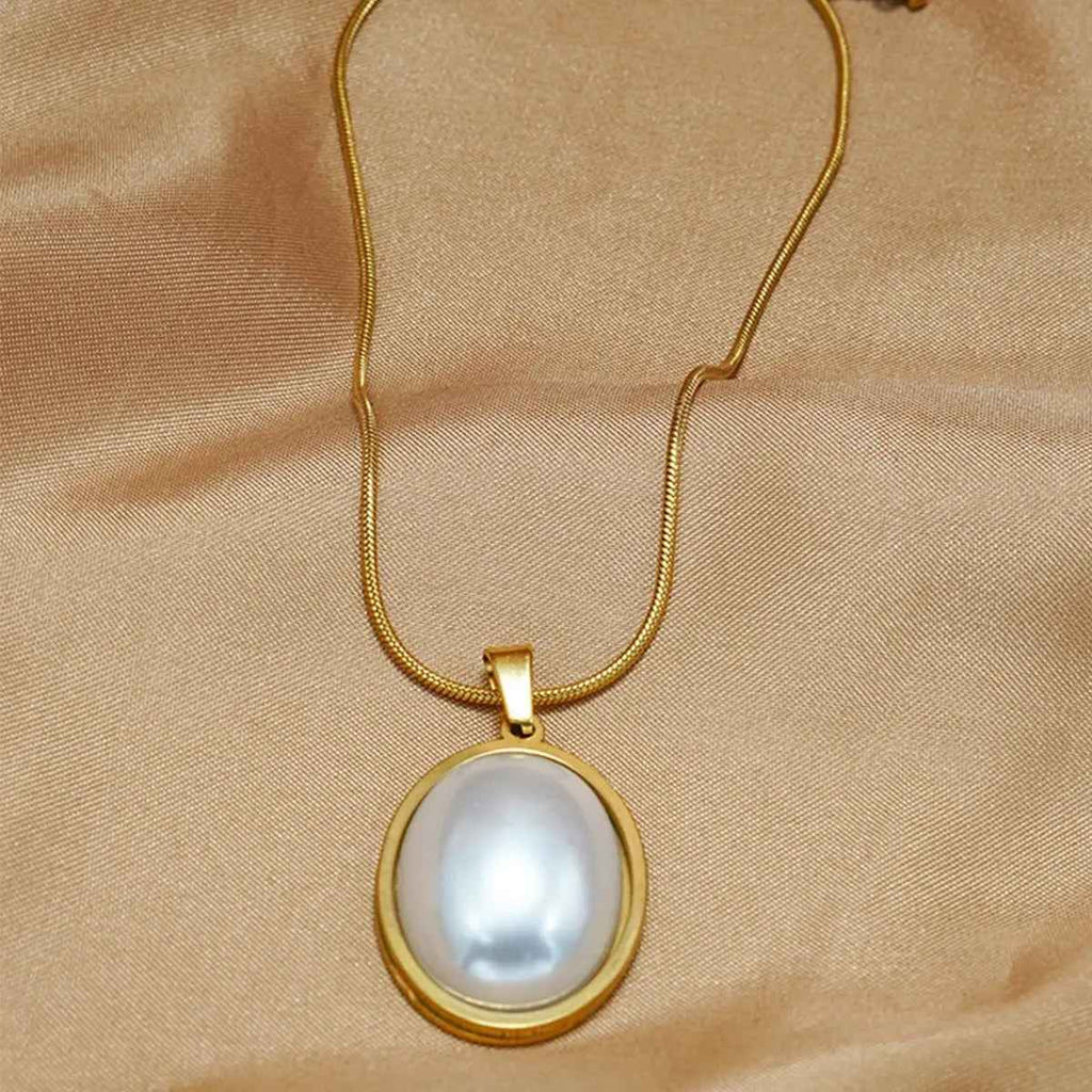 Lxalry Golden Jewelry Set - Elegant Necklace & Ring Combo With Oval Design, Metal Polished Finish - Mohamed jewelry My Store