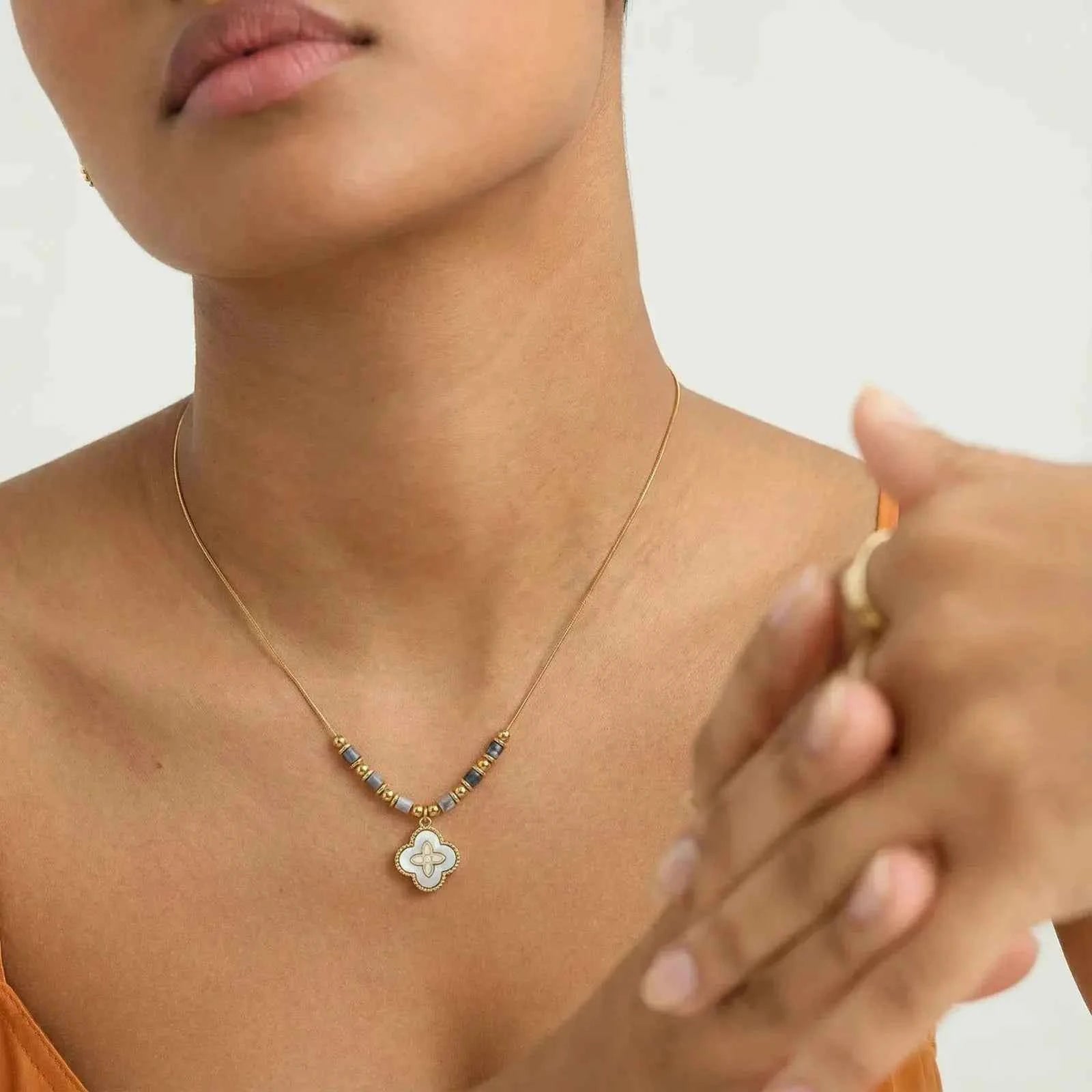 Mystic Clover Necklace - Mohamed jewelry My Store