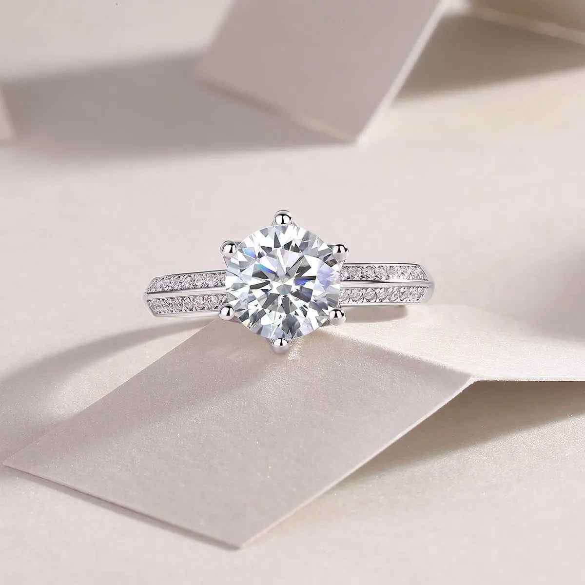 Platinum-Plated Moissanite Ring, 2 Carat, Gift-Ready Elegance - Mohamed jewelry My Store