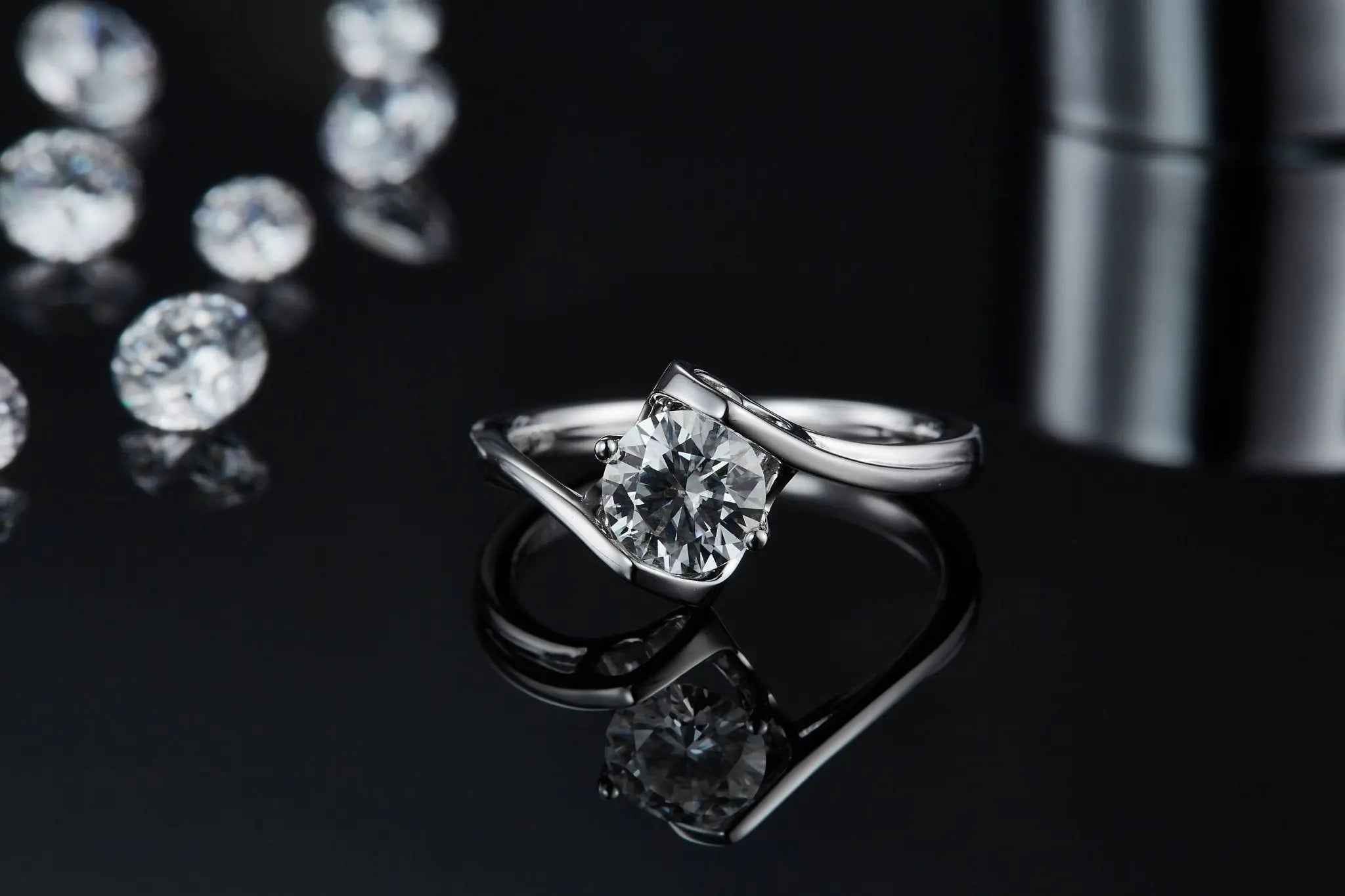 Radiant 1 Carat Moissanite Ring in Platinum-Plated Silver - Mohamed jewelry My Store