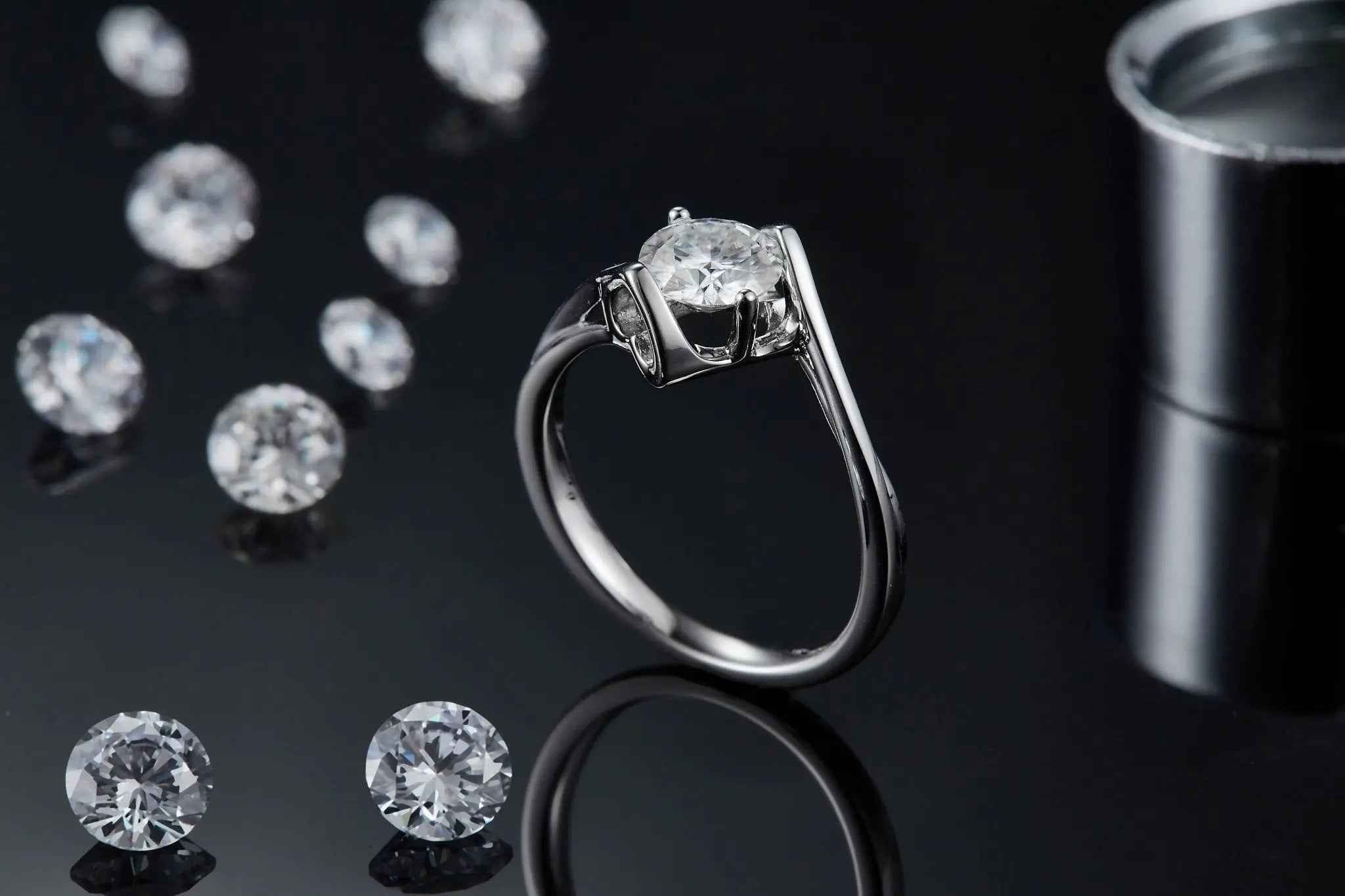 Radiant 1 Carat Moissanite Ring in Platinum-Plated Silver - Mohamed jewelry My Store