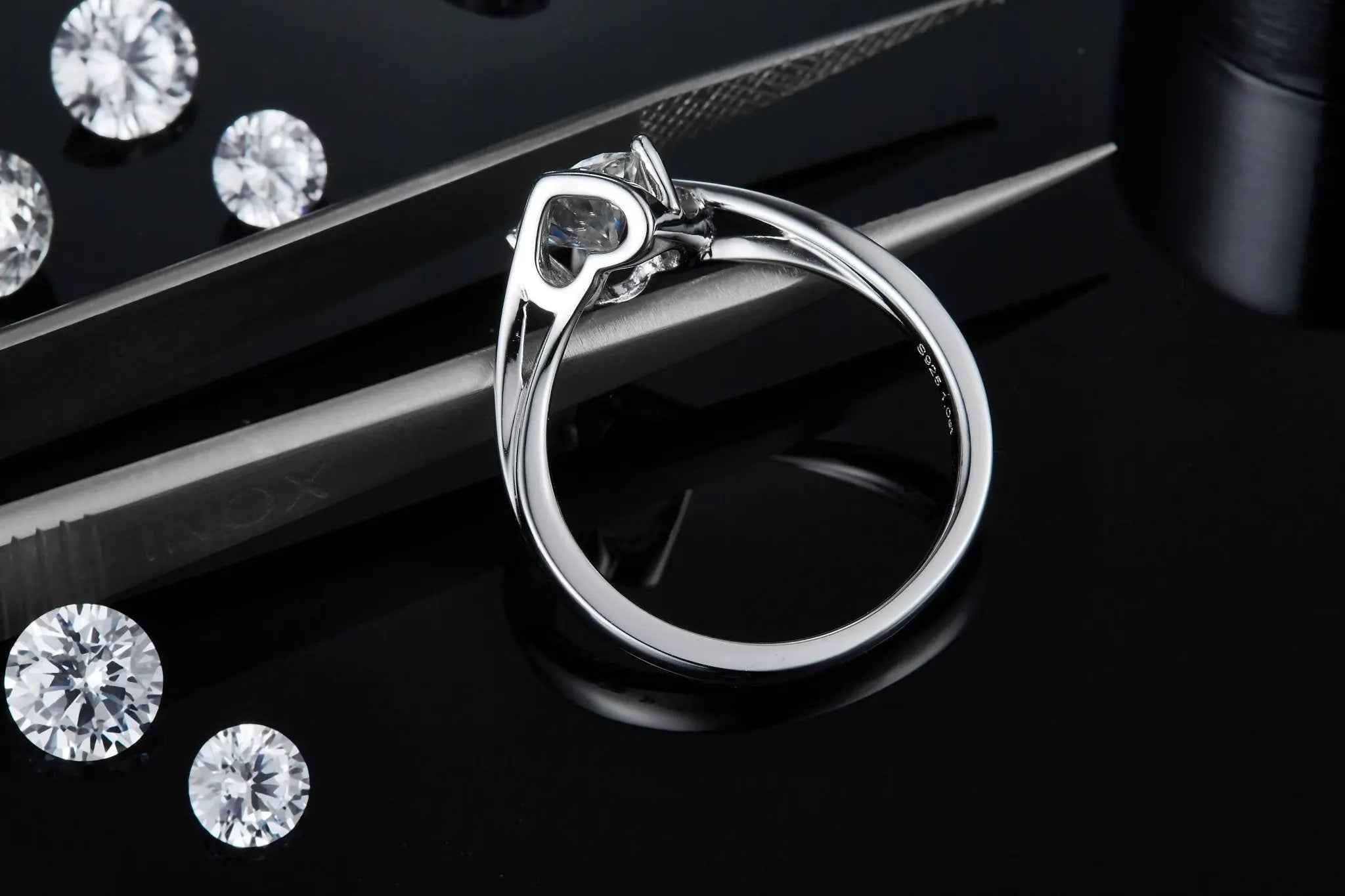Radiant 1 Carat Moissanite Ring in Platinum-Plated Silver - Mohamed jewelry My Store
