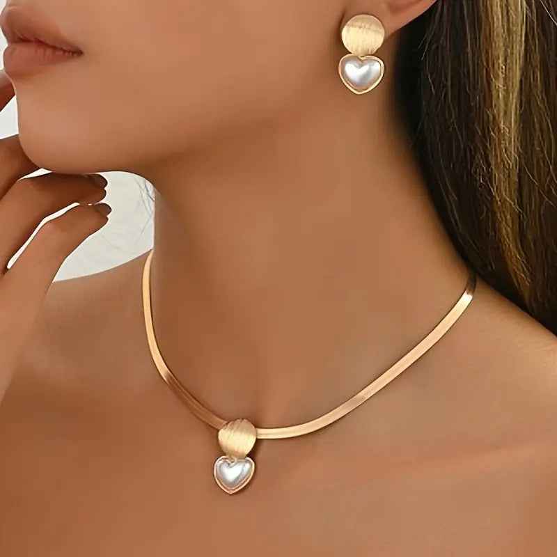 Three Fashionable, Elegant And Versatile Collarbone Brushed Geometric Heart Acrylic Pearl French Retro Snake Skin Chain Sets - Mohamed jewelry My Store
