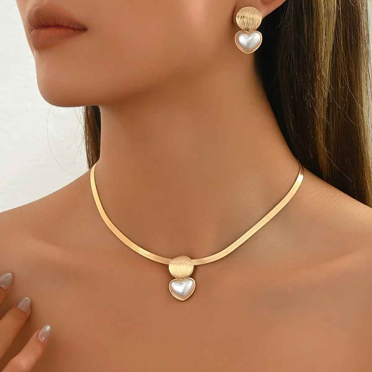 Three Fashionable, Elegant And Versatile Collarbone Brushed Geometric Heart Acrylic Pearl French Retro Snake Skin Chain Sets - Mohamed jewelry My Store