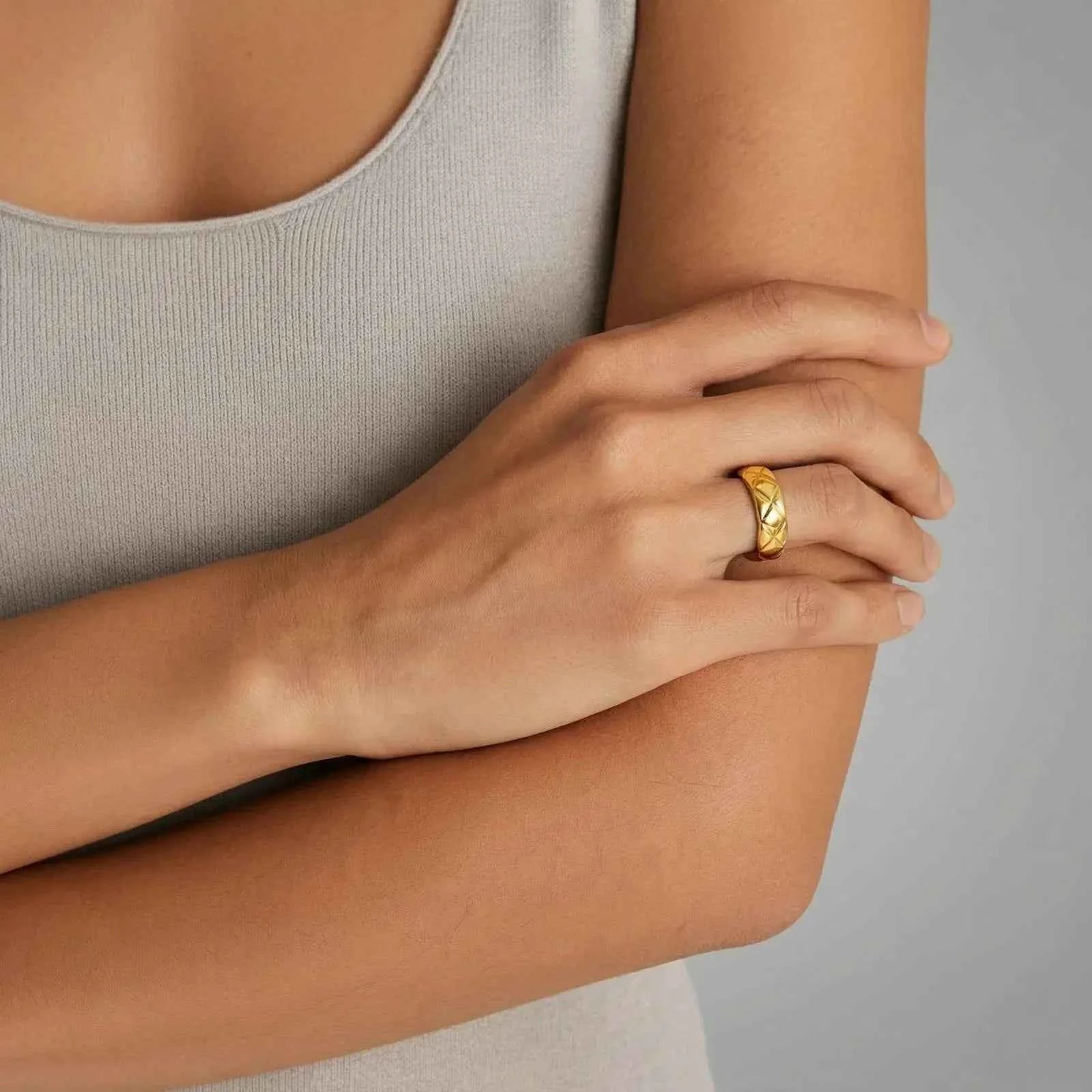 Twisted Luxe Band - Mohamed jewelry My Store